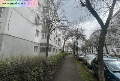Apartament  3 camere de vanzare : 9 Mai-(Frasinet) - 12