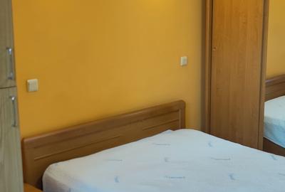 Apartament cu 3 camere semidecomandat în Basarab