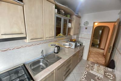 Apartament 3 camere, decomandate,Narcisa - 7