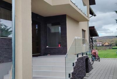 Casă individuală cu 4 camere în Mihai Viteazu