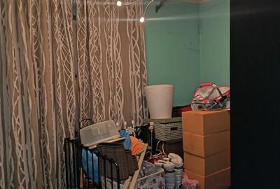 Apartament cu 2 camere semidecomandat în Ferentari