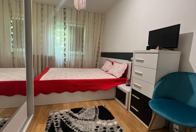 Apartament 49mp, la mansarda - cu pod !  Zona Tomis 3, Str. Zmeurei ,63500 € - 7