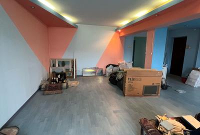 Apartament 3 camere Zona Laris -Finante - etaj 3/4 - 85 mp - 6