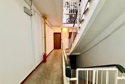 2 camere transformat in 3 | Aviatiei - Borsa | Loc parcare - 21