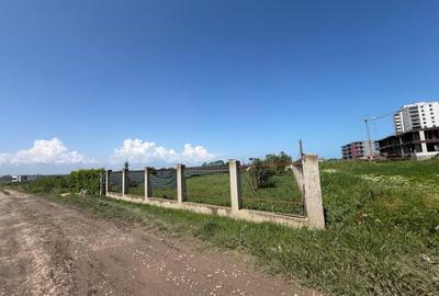 TEREN INTRAVILAN 1247 mp - PALAZU MARE - 2