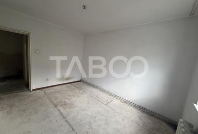 Apartament decomandat 2 camere 2 balcoane etaj 2 zona Doamna Stanca - 4