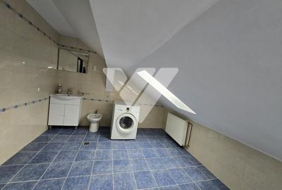 Apartament tip mansarda 3 camere de vanzare Zona Strand - 5