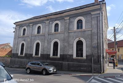 Spațiu comercial în zona centrală de vânzare - 5