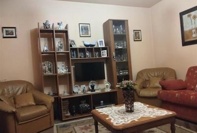 Ap. 2 camere, conf 1 decomandat, Calea Galati, et 1 - 5