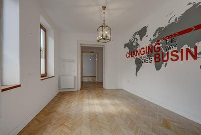 In Cartierul Evreiesc, casa 3 camere pivnita si mansarda open space. - 20