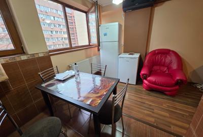 Garsoniera vanzare Bd. 1 Decembrie, Titan, apropiere pta Minis, metrou - 7