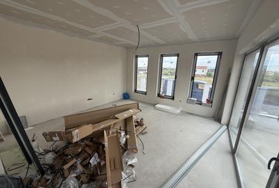 Casă individuală modernă în Dezmir, zonă exclusiv de case noi - 15