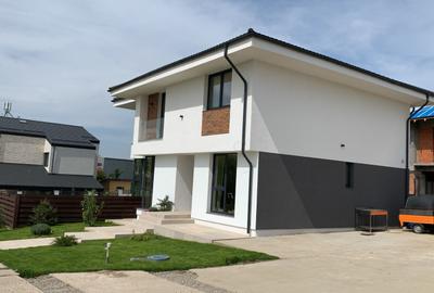 Vila arhitectura deosebita, teren 1200mp, locatie premium Paradisul Verde