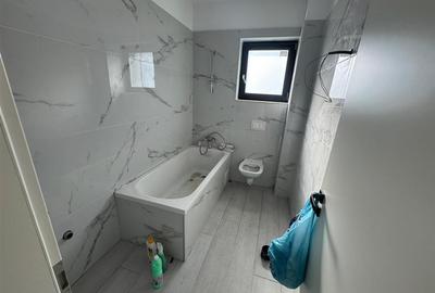 Apartament 2 camere, etaj 1,65mp utili de vanzare in complex Ozone City - 10