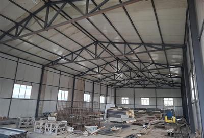 Spațiu industrial, de 596 mp, în Zona industrială