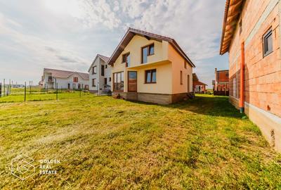 Casă individuală cu 4 camere în Tisa Nouă