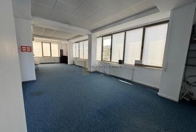 Birou, 70 mp în Calea Dumbrăvii