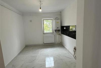 Apartament 4 camere Decomandat Etajul 1 Dacia - 1