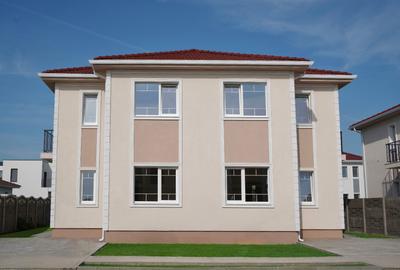 Dezvoltator: Duplex in cartier privat - 4 camere,3 bai si dormitor la parter - 2