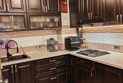 Apartament DEOSEBIT, 3 camere, 2 bai, 113 mp, terasa+balcon, 2 parcari, ISARAN. - 1