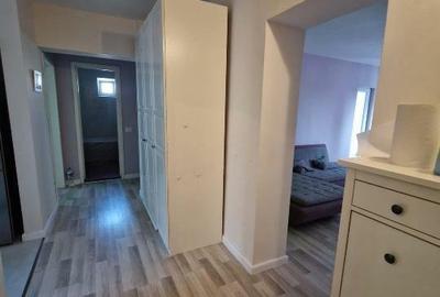 APARTAMENT 3 CAMERE 7/8 BL 2002 MONOLIT APROPRIERE SCOALA 81 ORIENTARE S-V
