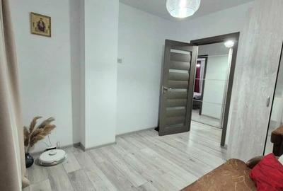 3 Camere Zona Km 4- Str Ederei Loc Parcare - 6