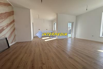 Casa frumoasa pe un nivel finisata lAlba Iulia cu 435 mp Teren oate utilitatiile - 2