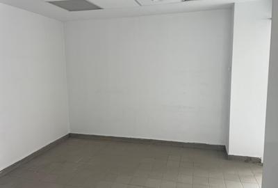 Cladire de birouri si spatii comerciale P+4E, stradal la DN1 - 16