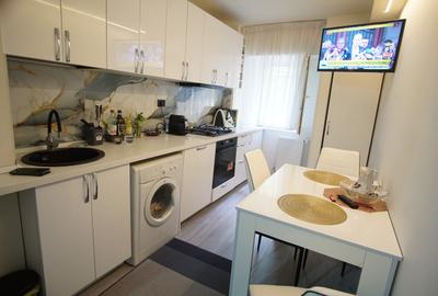 Nerva Traian Metrou Timpuri Noi  Garsoniera la cheie Mobilata-utilata Lux - 2