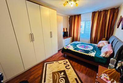 Ap de vanzare, mobilat, etajul 2, Galata