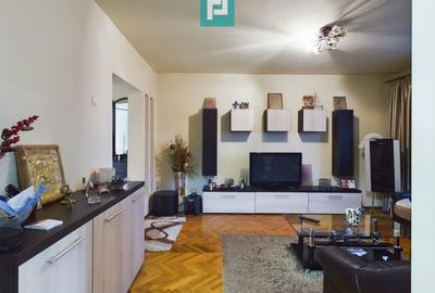 Apartament cu 4 camere decomandat în Micălaca