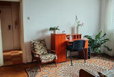 Apartament 2 camere, 55 Mp utili, Etaj 4 , Decebal- Splaiul Crișanei, Oradea. - 1