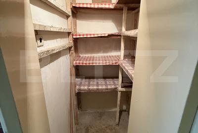 Apartament 2 camere, decomandat - Zona 13 Decembrie - 8