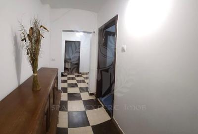 3 CAMERE // REPUBLICII //  MOBILAT SI UTILAT - 15