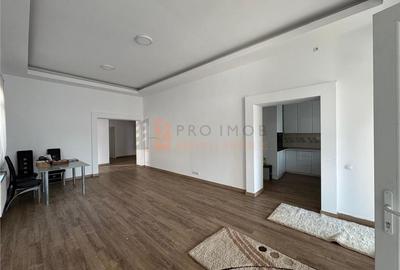 Casa sau Spatiu comercial  in zona magazinelor satesti - 5