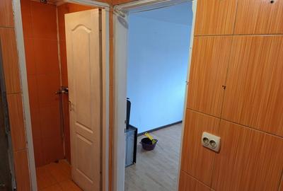 Garsoniera Oltenitei IRA Etaj 1 - 2