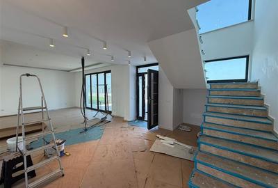 Vila cu o arhitectura aparte de vanzare in Focsani - Cartier Cuza Voda - 1