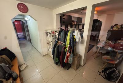 Apartament 3 camere, 67 mp, zona Nicolina - 10