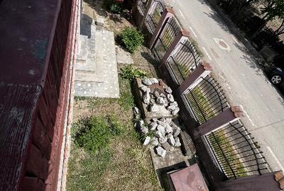Casă de vânzare cu gradină Priseaca, mutare imediată - 3