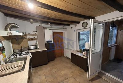 Strada linistita, casa cu garaj - 8