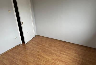 Vânzare apartament 2 camere - 3