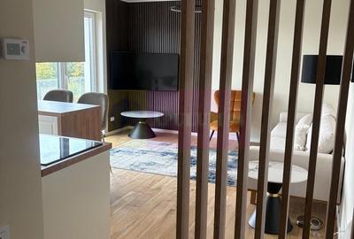 Apartament cu 2 camere semidecomandat, mobilat în Prelungirea Ghencea