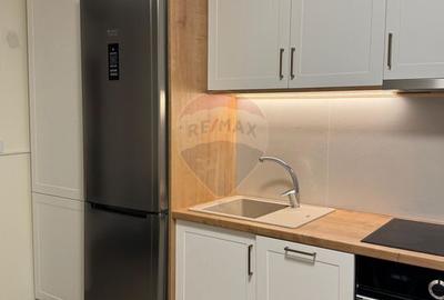 Apartament de inchiriat 3 camere plus Garaj complet RENOVAT - 2