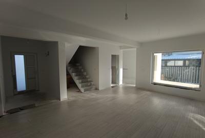 Casa 166 mp, 3 camere, de vanzare, Mega Image, Cod 161069 - 1