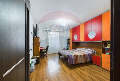 Vila cu 6 camere, teren 1200mp de vanzare- Varasti, la 4 km de Berceni - 8