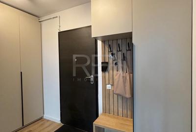 Garsoniera, Exigent Plaza - 11