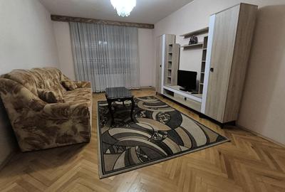 Apartament spațios cu 3 camere Tudor - 1