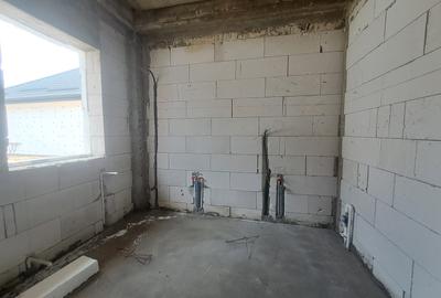 Casa  pe parter 3 cam+Pod.Teren 210mp. - 8