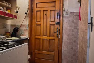 Zona CET - garsoniera et 1 , suprafata 16 mp (mobilata/utilata) - 4