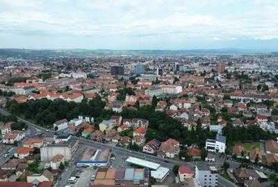 Showroom 300mp Soseaua Alba Iulia langa benzinăria Mol cu vitrina mare - 9